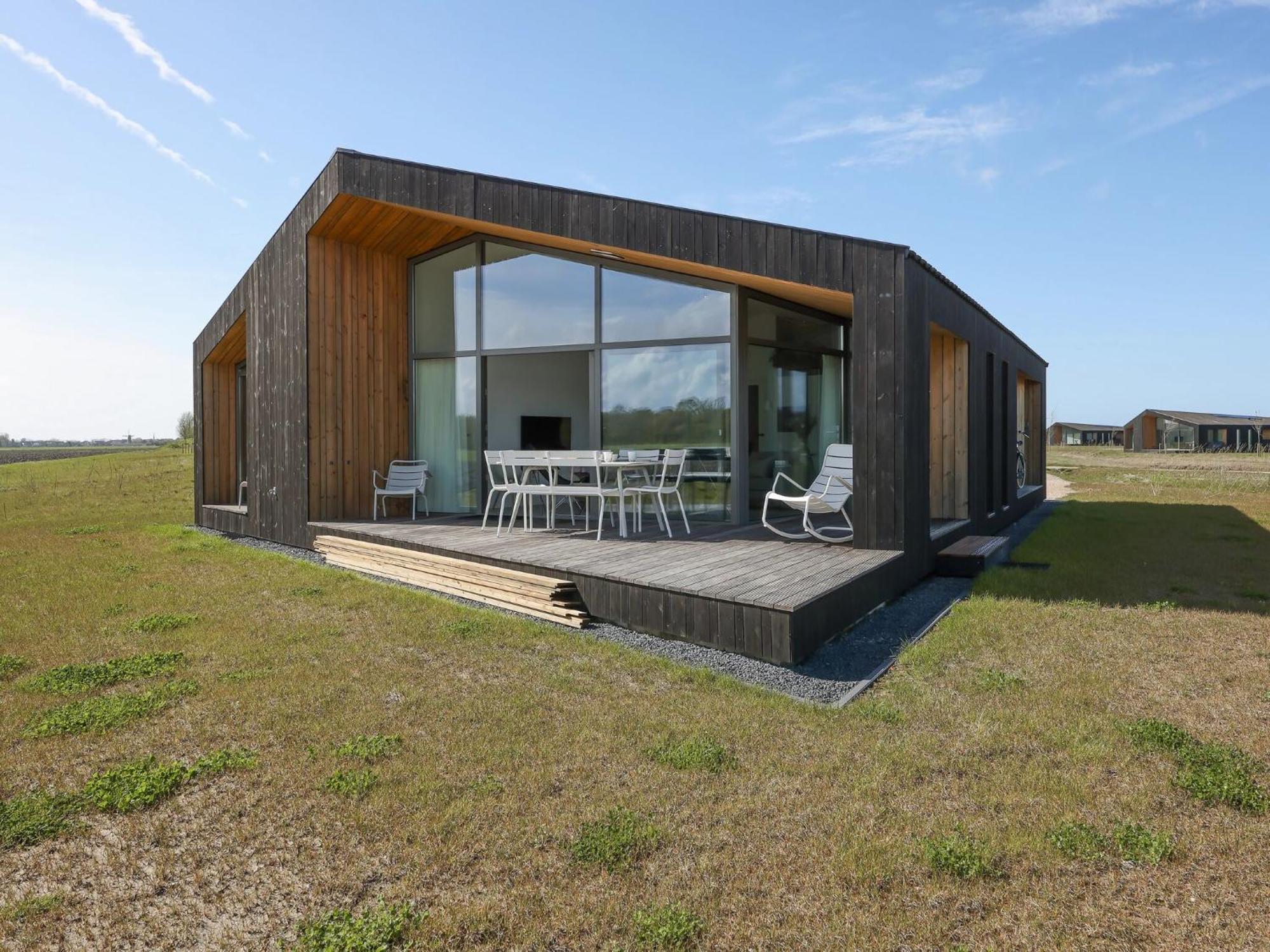 Vakantiehuis Tranquil With Garden