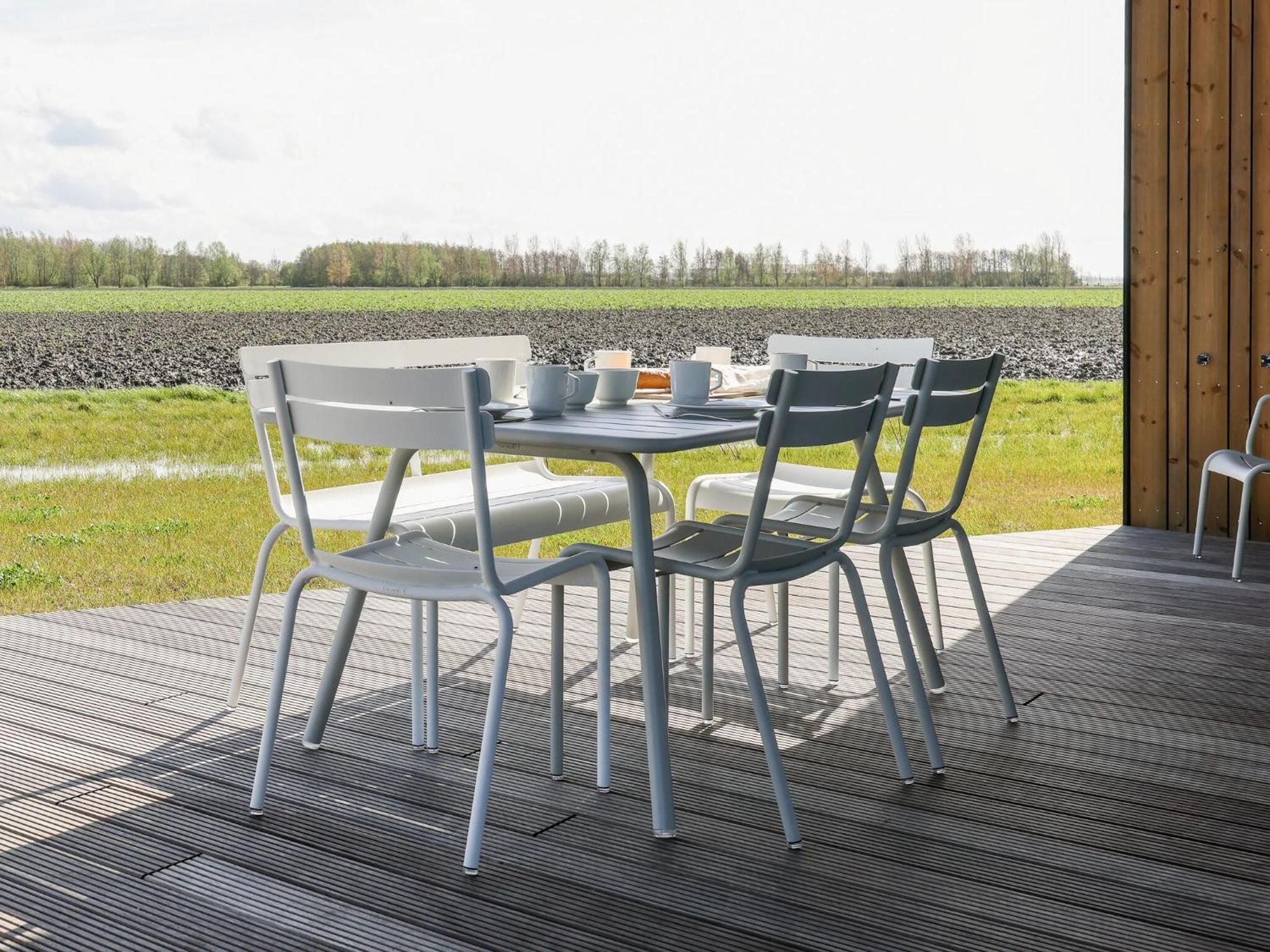 Vakantiehuis Tranquil With Garden *